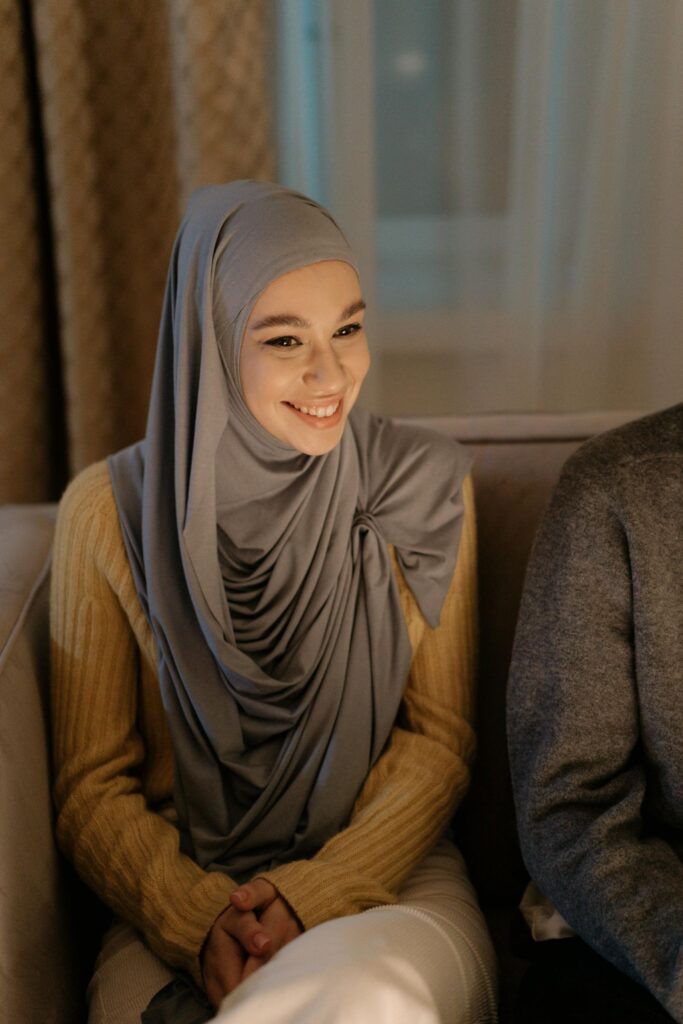 Foulard en Coton Gris Clair - Élégance et Confort Quotidien