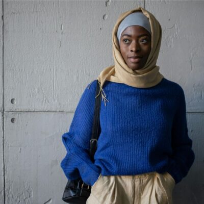 Foulard en Mousseline Beige Clair - Élégance Discrète et Confort Quotidien